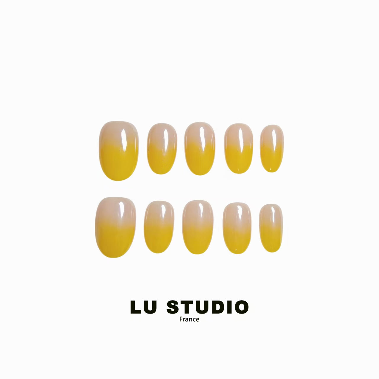Uni et sa pointe de jaune
