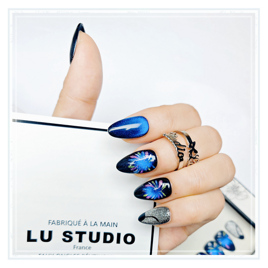 M08 - Apple au 14 Juillet | Faux-ongles réutilisables - Press on nails