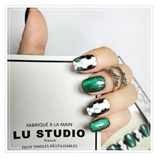 M30 - Serpent de Jade | Faux-ongles réutilisables - Press on nails
