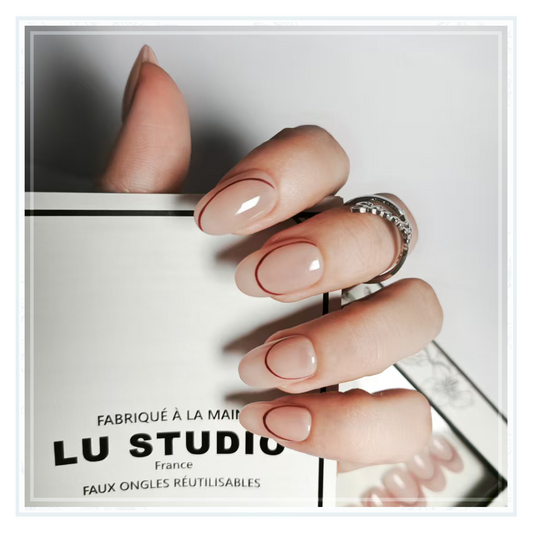 M43 - Lignes rouges | Faux-ongles réutilisables - Press on nails