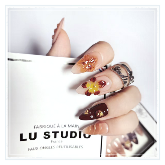 M68 - Fleurs d'automne foncées | Faux-ongles réutilisables - Press on nails
