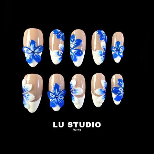 Blue, Flower an so French !