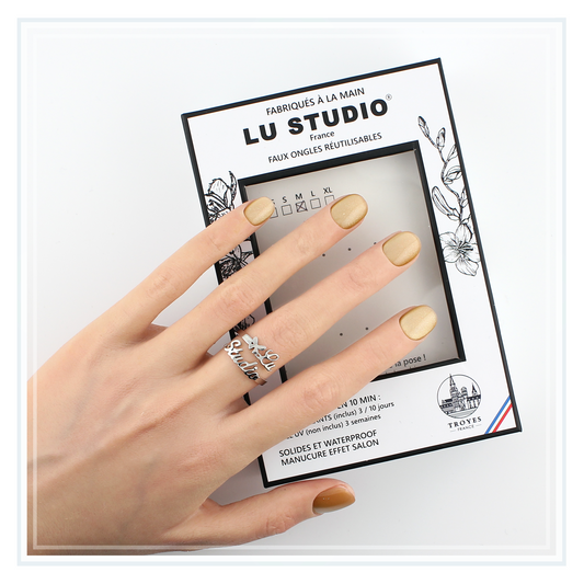 C05 - Champagne Nacré  |  Faux-ongles réutilisables - Press on nails
