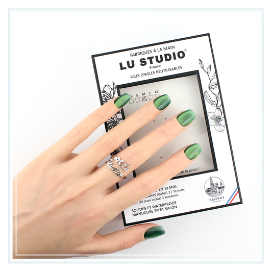 C16 - Pailleté de Jade |  Faux-ongles réutilisables - Press on nails