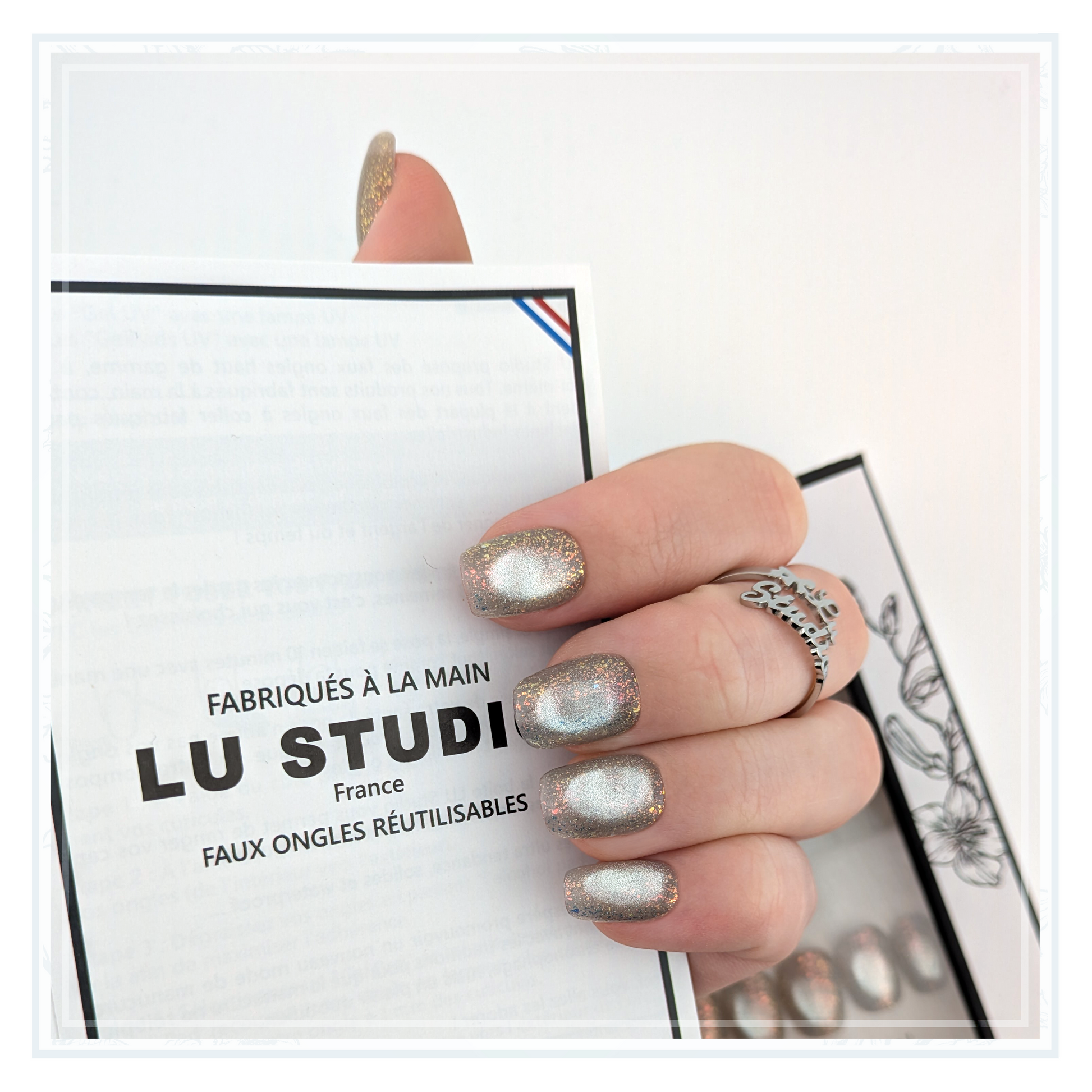 C20 - Eclat lunaire  |  Faux-ongles réutilisables - Press on nails