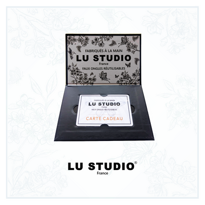 Carte Cadeau  |  Faux-ongles réutilisables - Press on nails