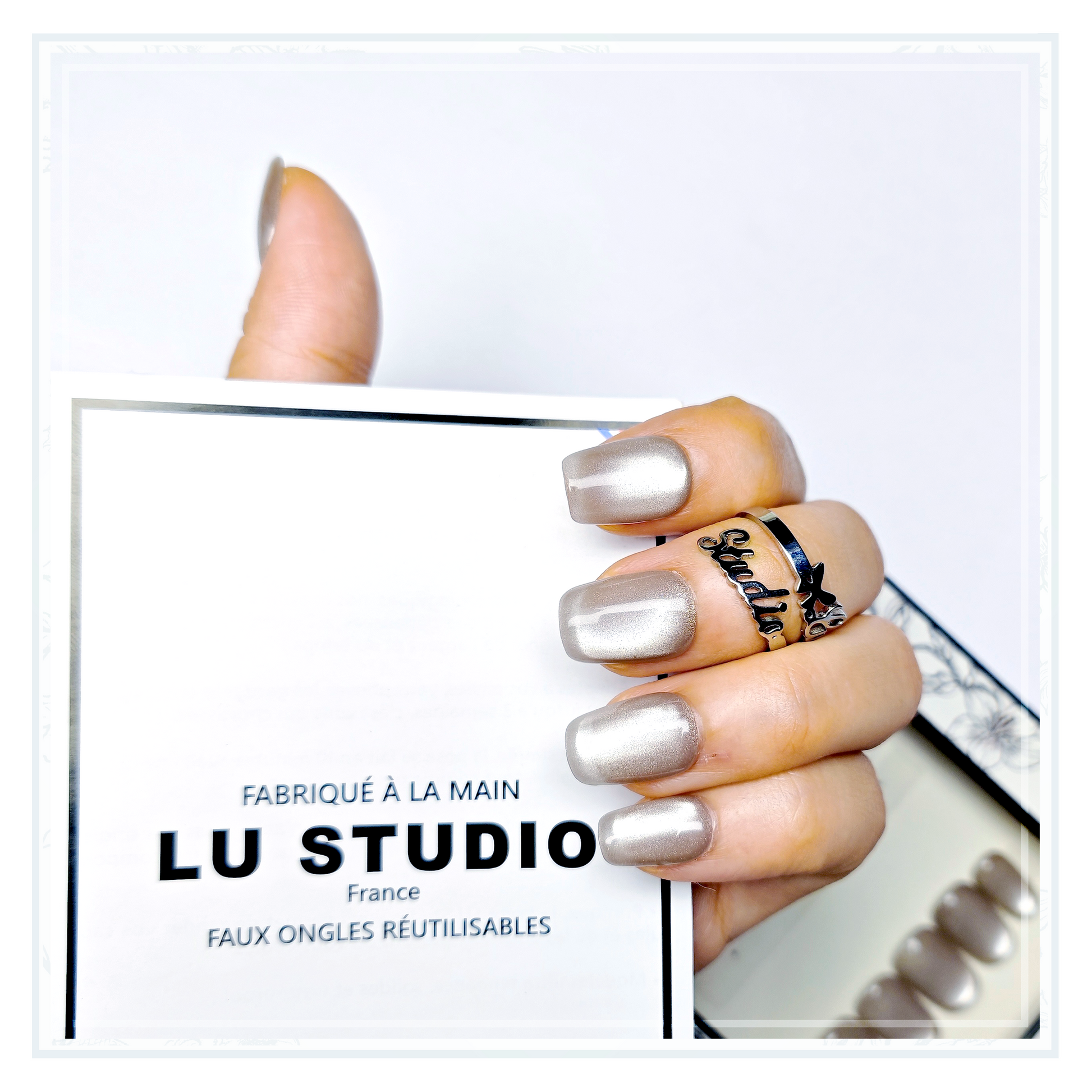 Collier de perle  |  Faux-ongles réutilisables - Press on nails