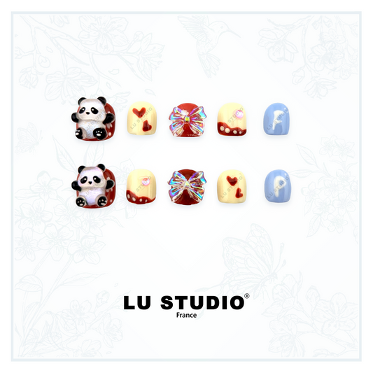 E06 - Le panda d'amour  |  Faux-ongles réutilisables - Press on nails
