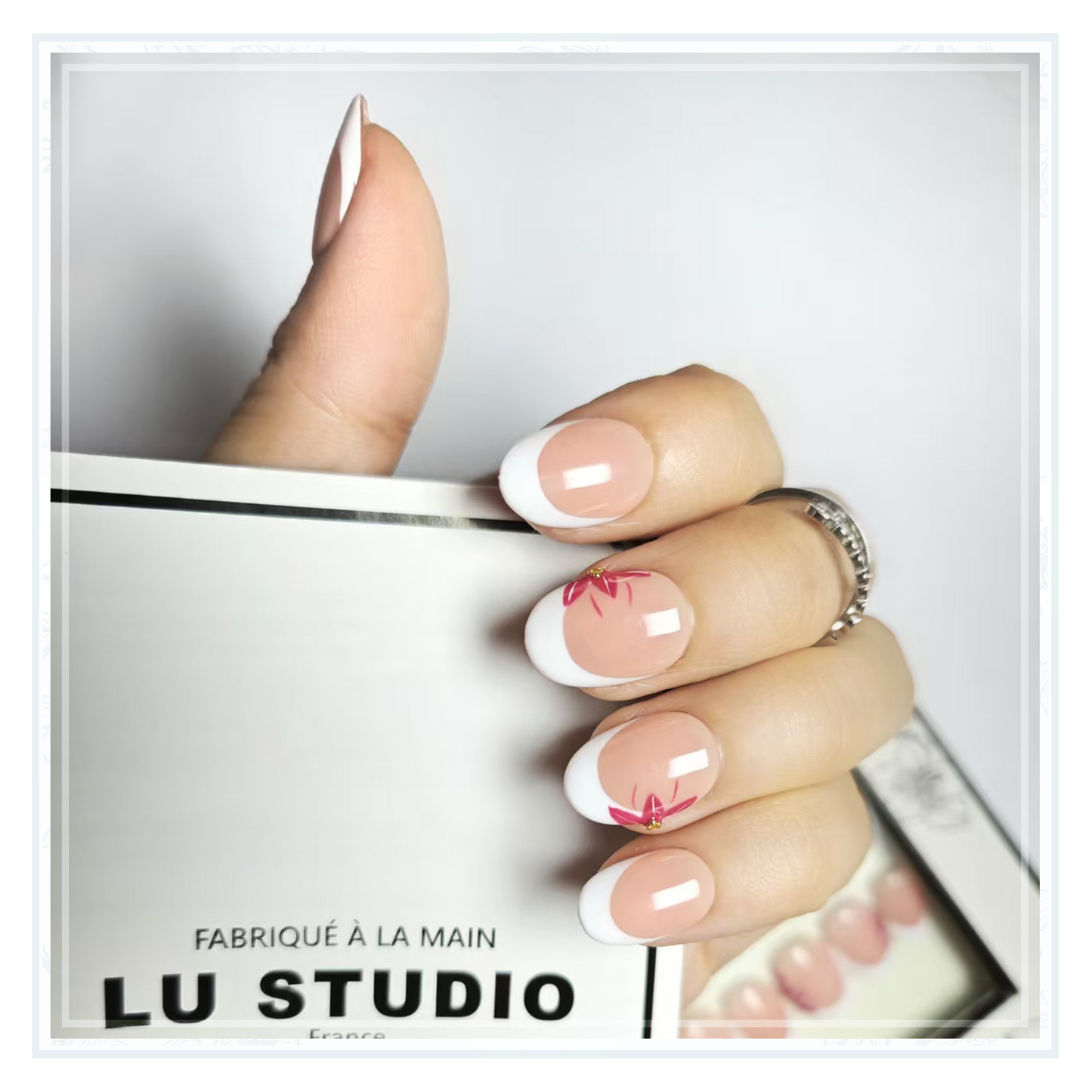 F05 - Natural french demi lys rouge  |  Faux-ongles réutilisables - Press on nails