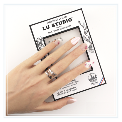 Blush Stripe | Faux-ongles réutilisables - Press on nails