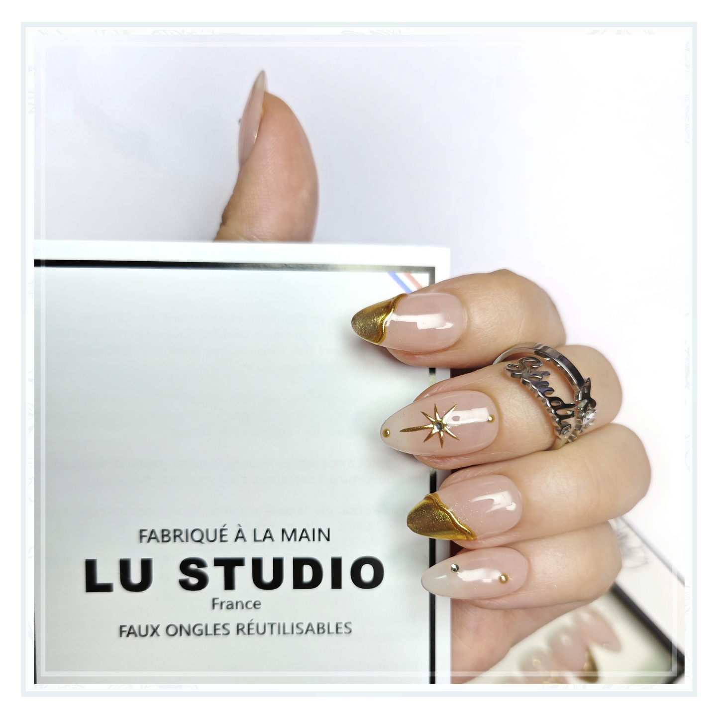 F48 - Pluie d'étoiles  |  Faux-ongles réutilisables - Press on nails