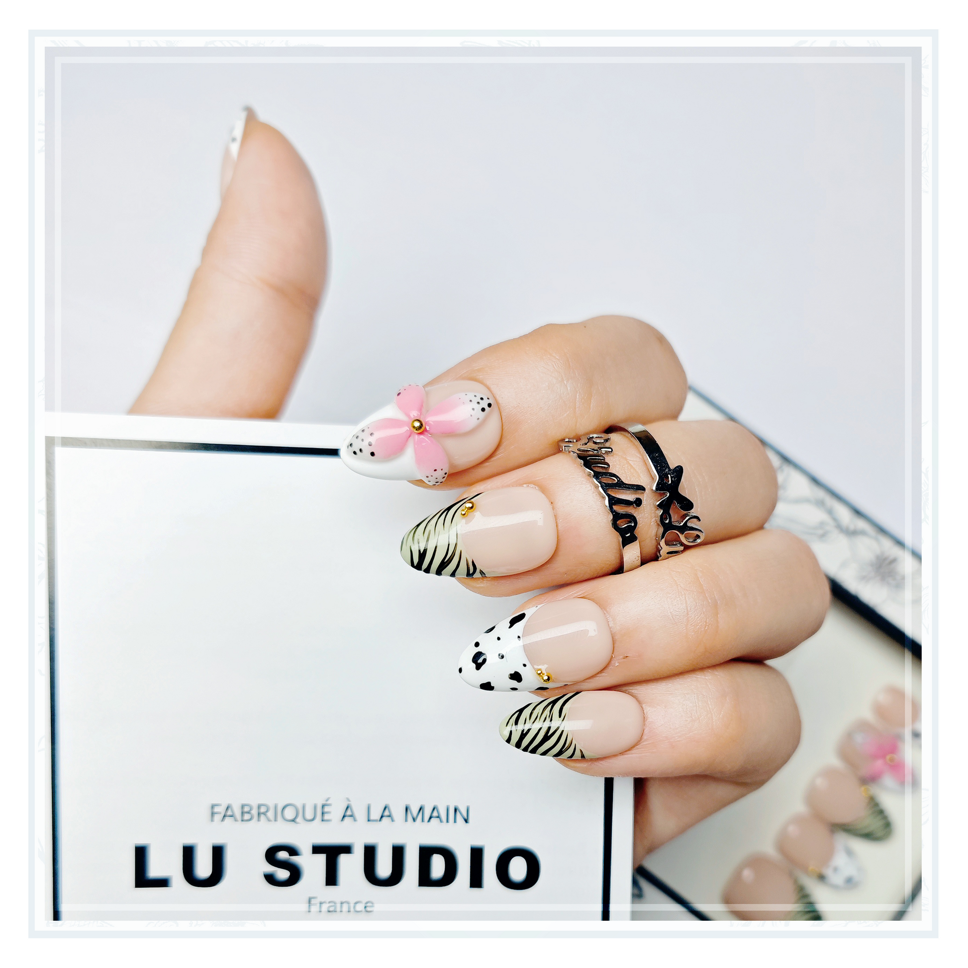F55 - 101 Dalmatiens  |  Faux-ongles réutilisables - Press on nails