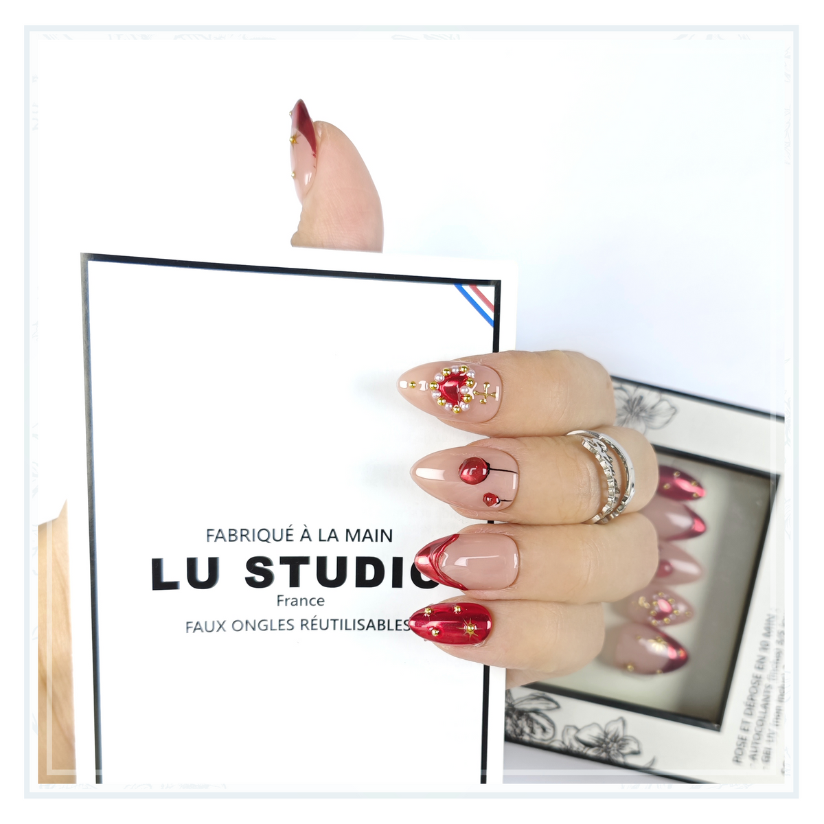 F56 - Cerisier sous les étoiles | Faux-ongles réutilisables - Press on nails