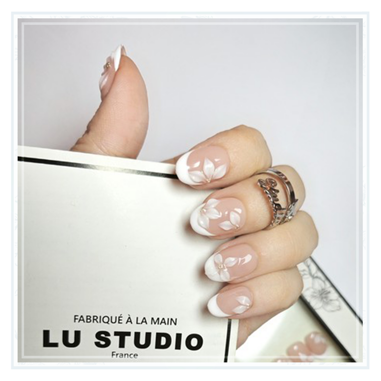 F83 - French Fleurie  |  Faux-ongles réutilisables - Press on nails