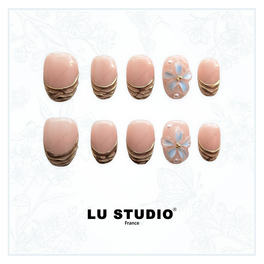 F98 - Pétale doré  |  Faux-ongles réutilisables - Press on nails