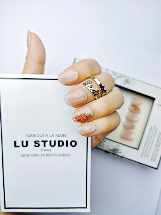 Nude  rose