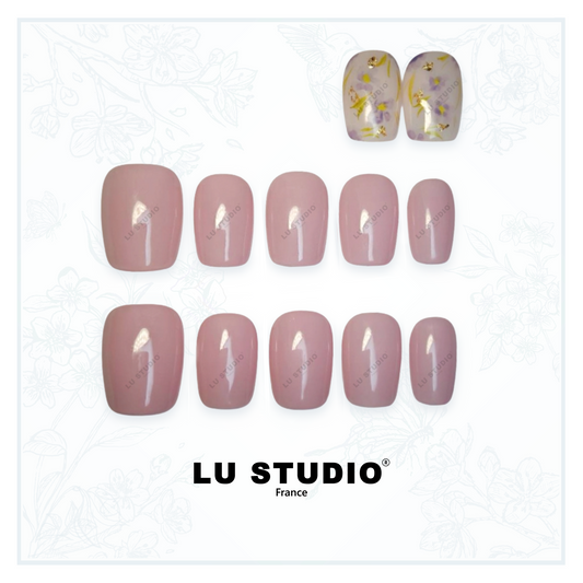 LT18 - Pluie d'or dans les rosiers | Faux-ongles réutilisables - Press on nails