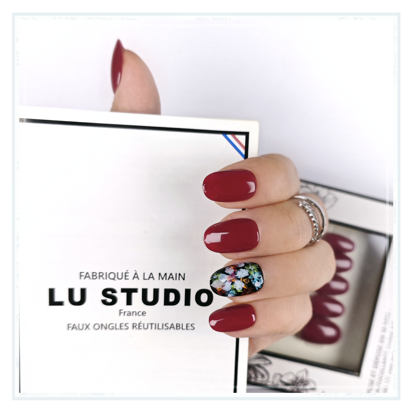 LT20 - Jardin à l'Anglaise  |  Faux-ongles réutilisables - Press on nails
