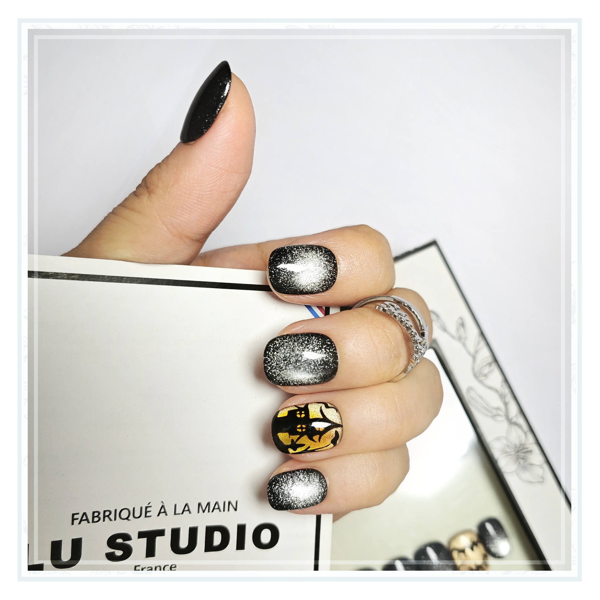 LT25 - Horreur d'Halloween  |  Faux-ongles réutilisables - Press on nails