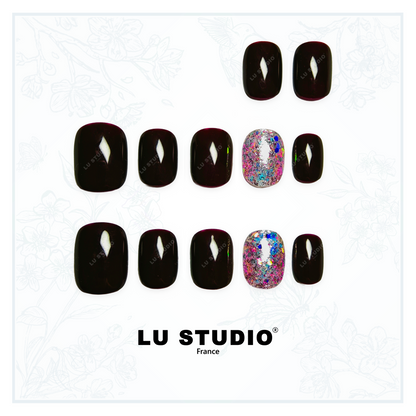 LT28 - Cerise Noire Pailletée  |  Faux-ongles réutilisables - Press on nails