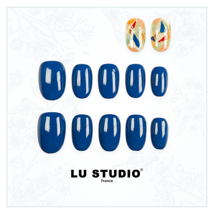 LT44 - Vitrail de Troyes - Bleu intense  |  Faux-ongles réutilisables - Press on nails