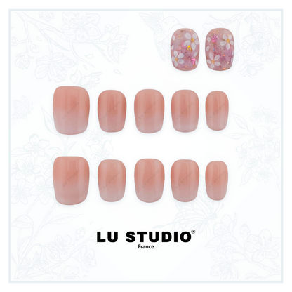 LT52 - Baby boomer et ses fleurs sèches  |  Faux-ongles réutilisables - Press on nails