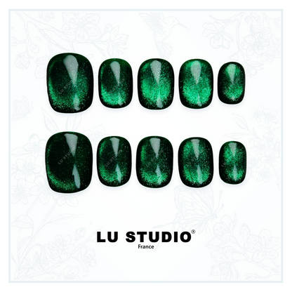 Le monde des émeraudes  |  Faux-ongles réutilisables - Press on nails