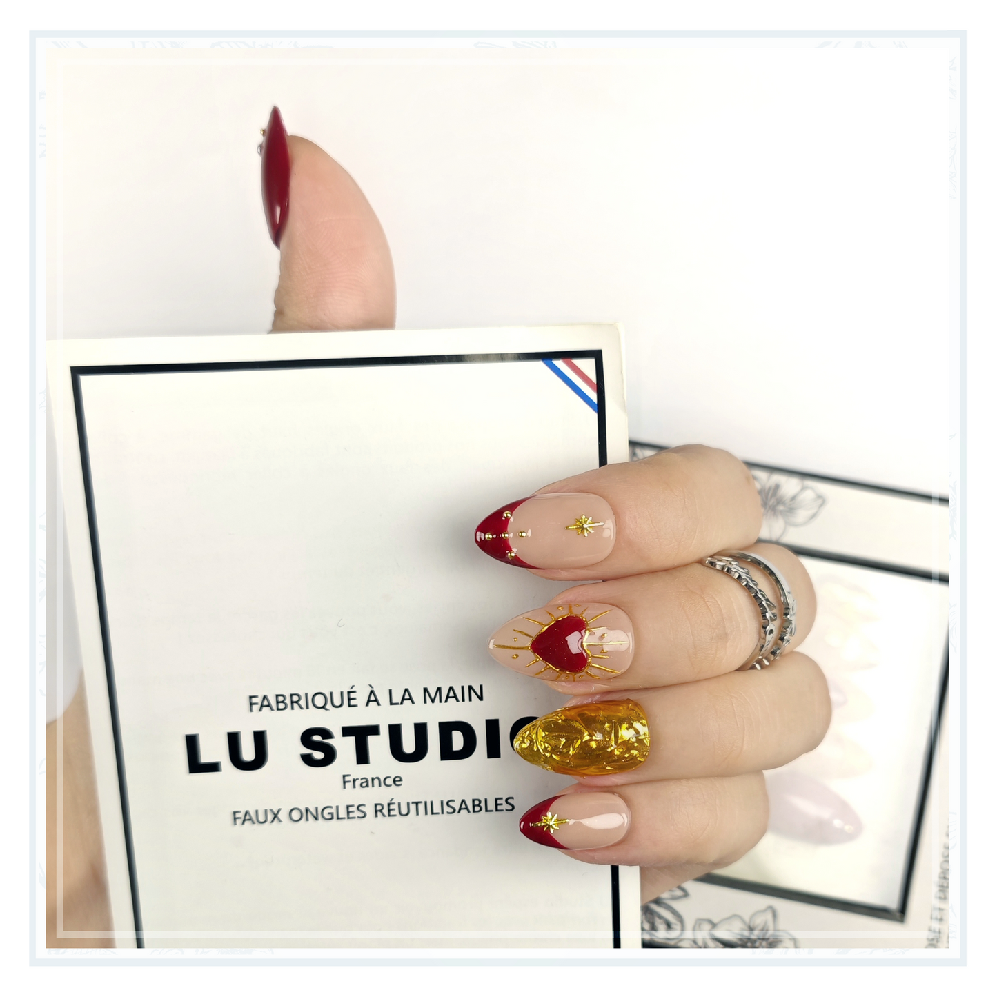 M111 - Cœur de Grenat   |  Faux-ongles réutilisables - Press on nails