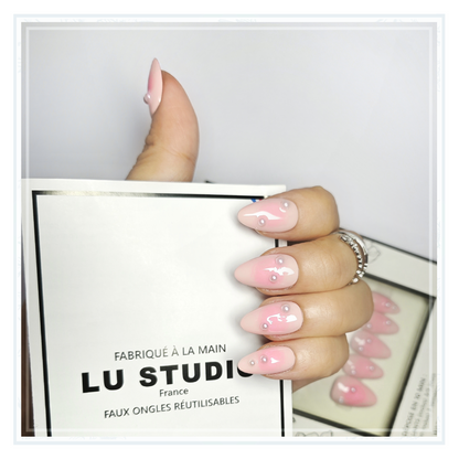 M120 - Douceur Perlée  |  Faux-ongles réutilisables - Press on nails