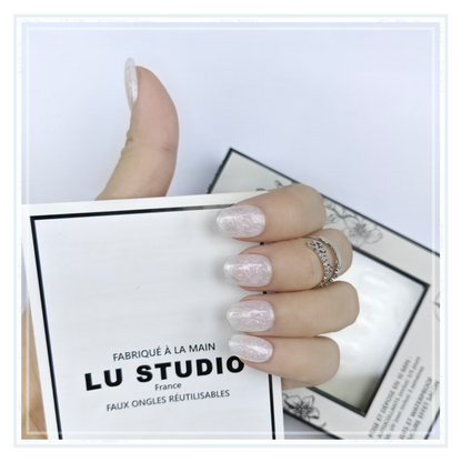M129 - Nacre Mystique  |  Faux-ongles réutilisables - Press on nails