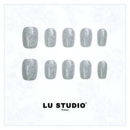 M129 - Nacre Mystique  |  Faux-ongles réutilisables - Press on nails