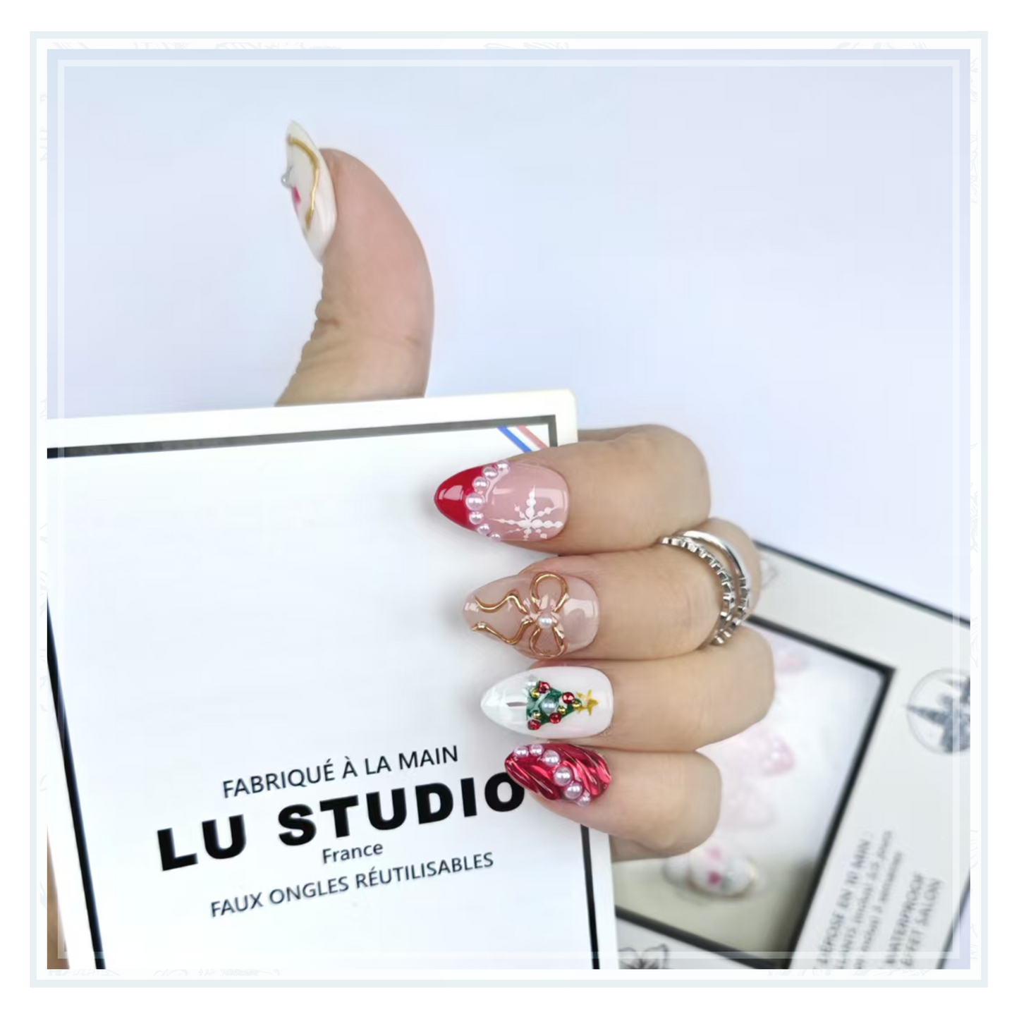 M130 - Douceur de Noël  |  Faux-ongles réutilisables - Press on nails