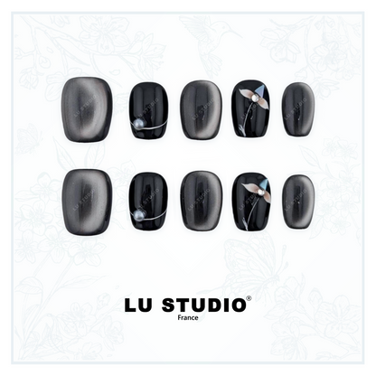 M135 - Noir délicat  |  Faux-ongles réutilisables - Press on nails