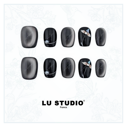 M135 - Noir délicat  |  Faux-ongles réutilisables - Press on nails