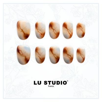 M136 - Reflet de marbre  |  Faux-ongles réutilisables - Press on nails