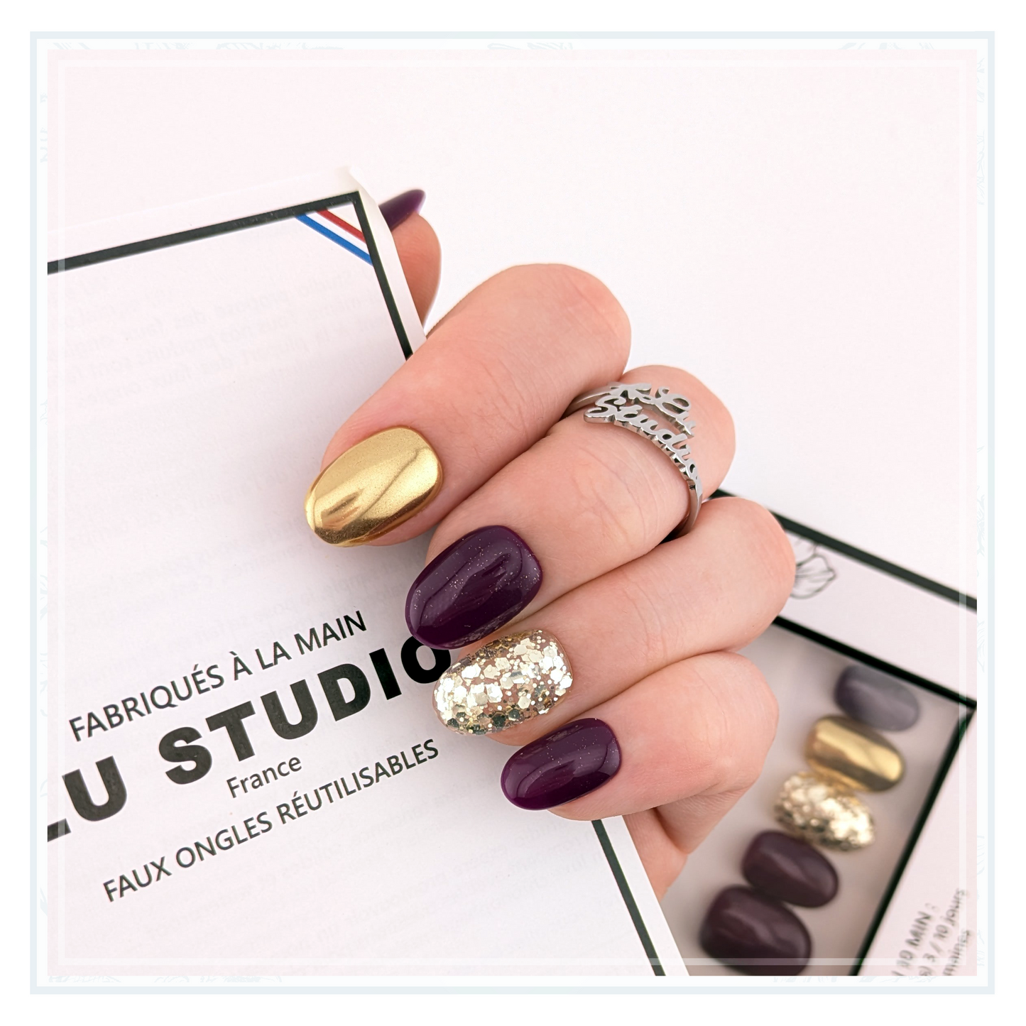 M138 - Violet et sa touche d'argent et de doré  |  Faux-ongles réutilisables - Press on nails