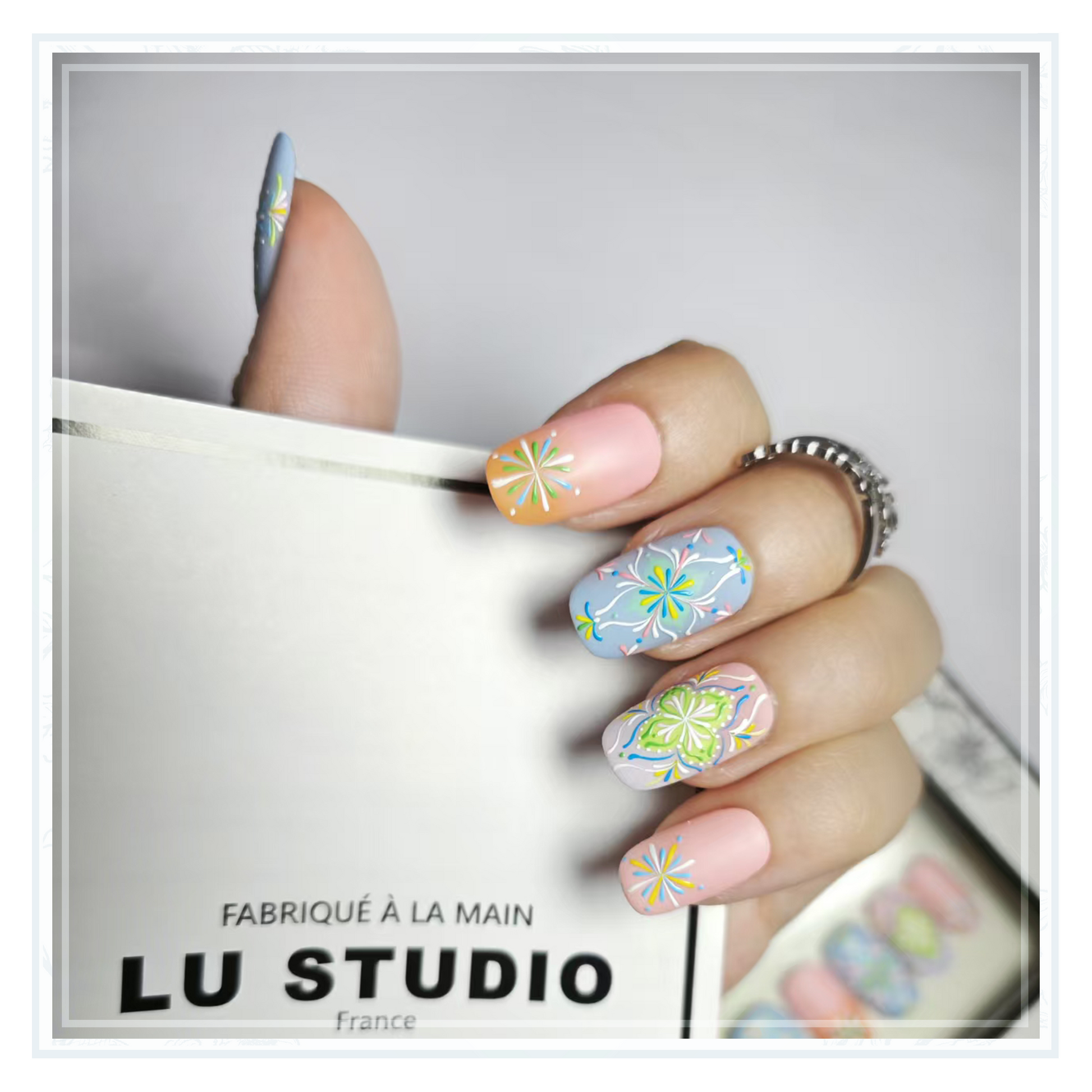 M15 - Rêve d'Inde  |  Faux-ongles réutilisables - Press on nails