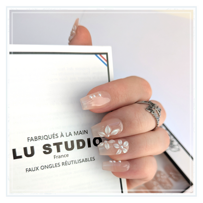 M164 - Nude fleurie  |  Faux-ongles réutilisables - Press on nails