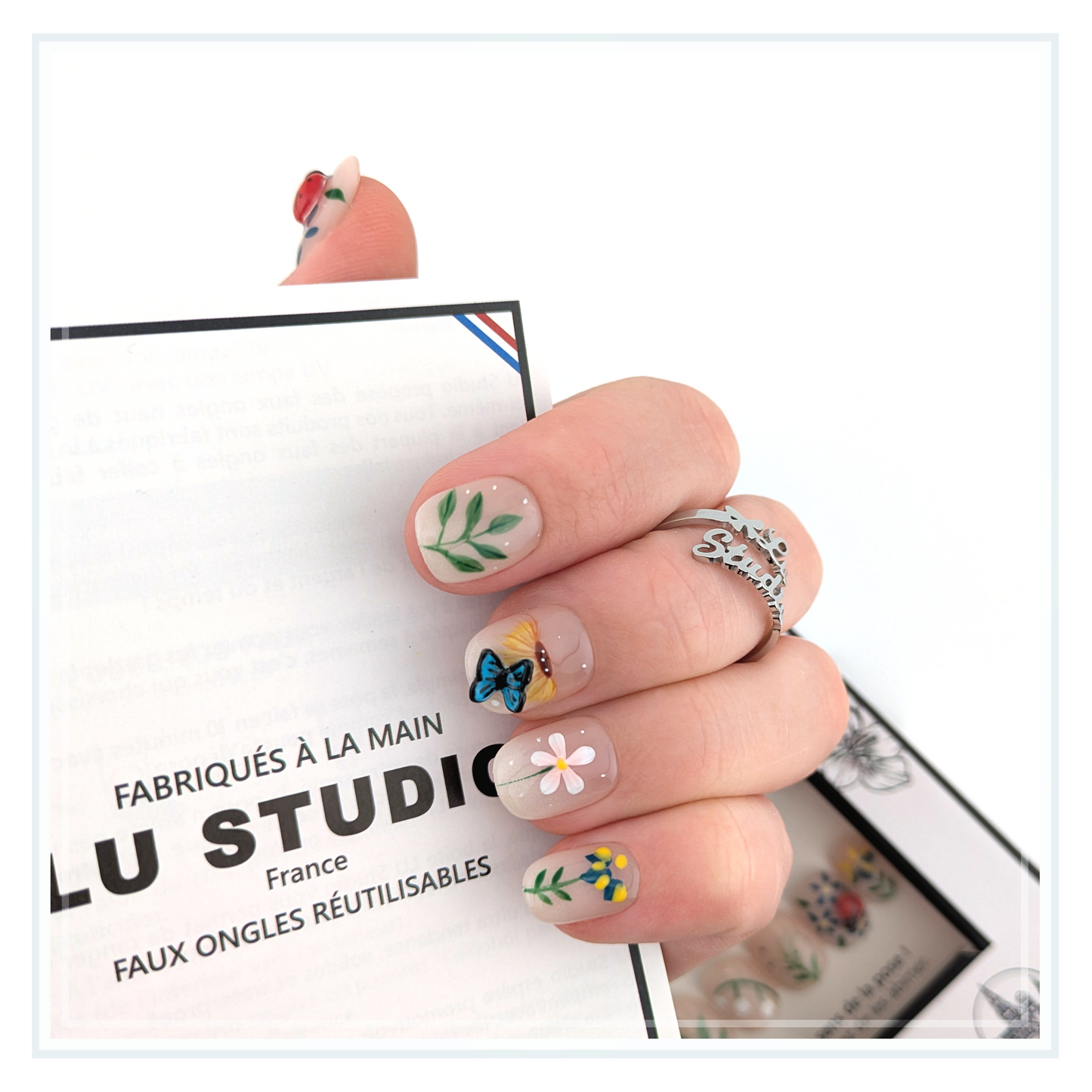 M166 - Floraison sauvage  |  Faux-ongles réutilisables - Press on nails