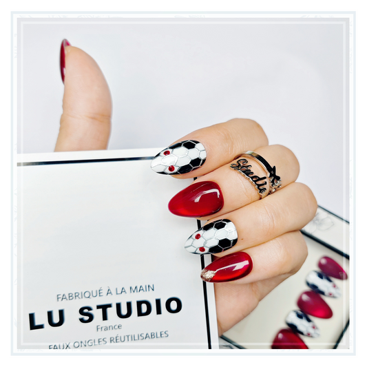 M32 - Légende du serpent blanc et rouge | Faux-ongles réutilisables - Press on nails
