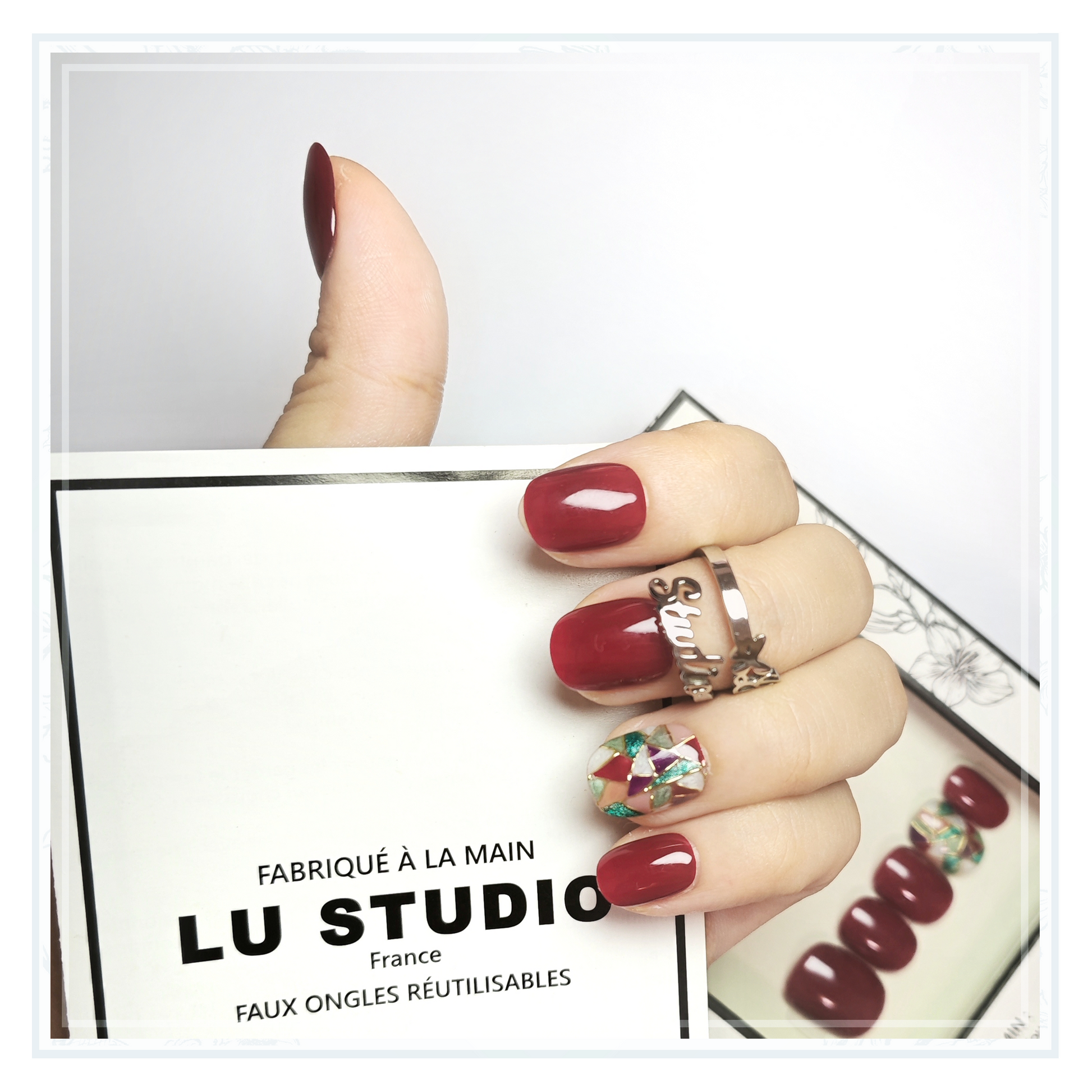 M73 - Hôtel Dieu-le-Comte de Troyes  |  Faux-ongles réutilisables - Press on nails