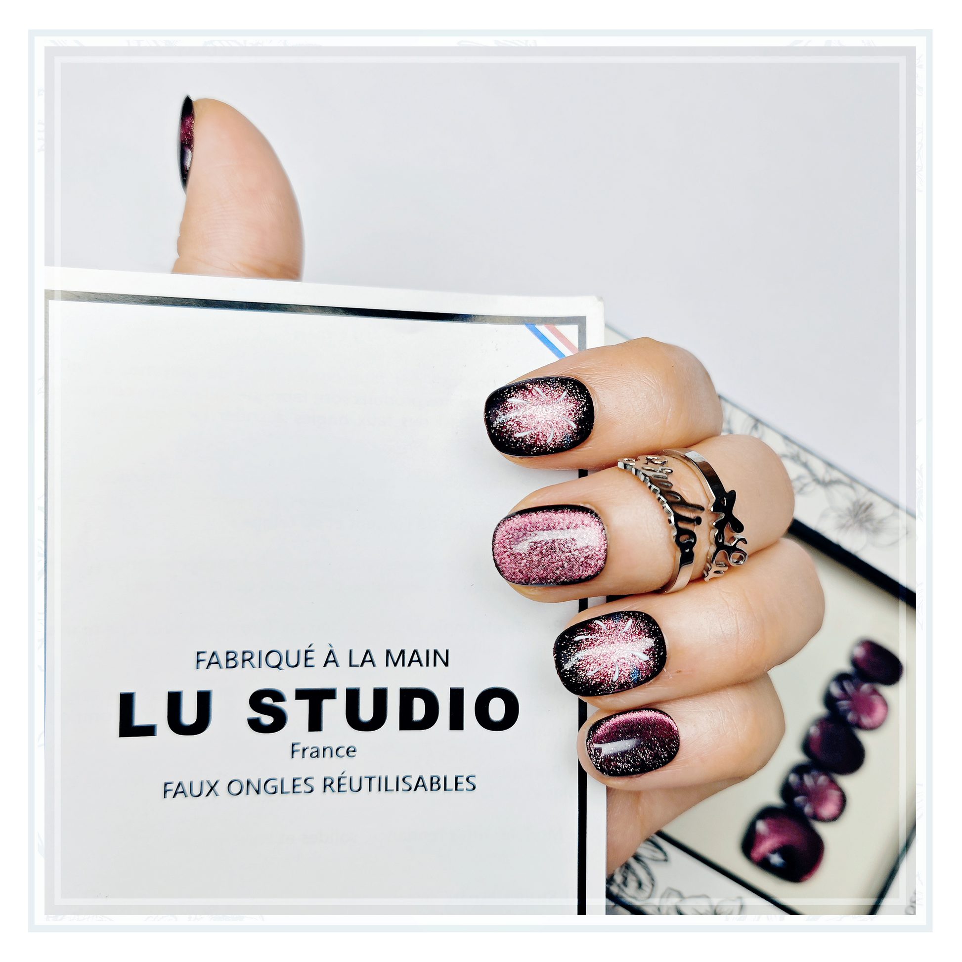 M74 - Feux d'artifice et sa pointe de violet  |  Faux-ongles réutilisables - Press on nails