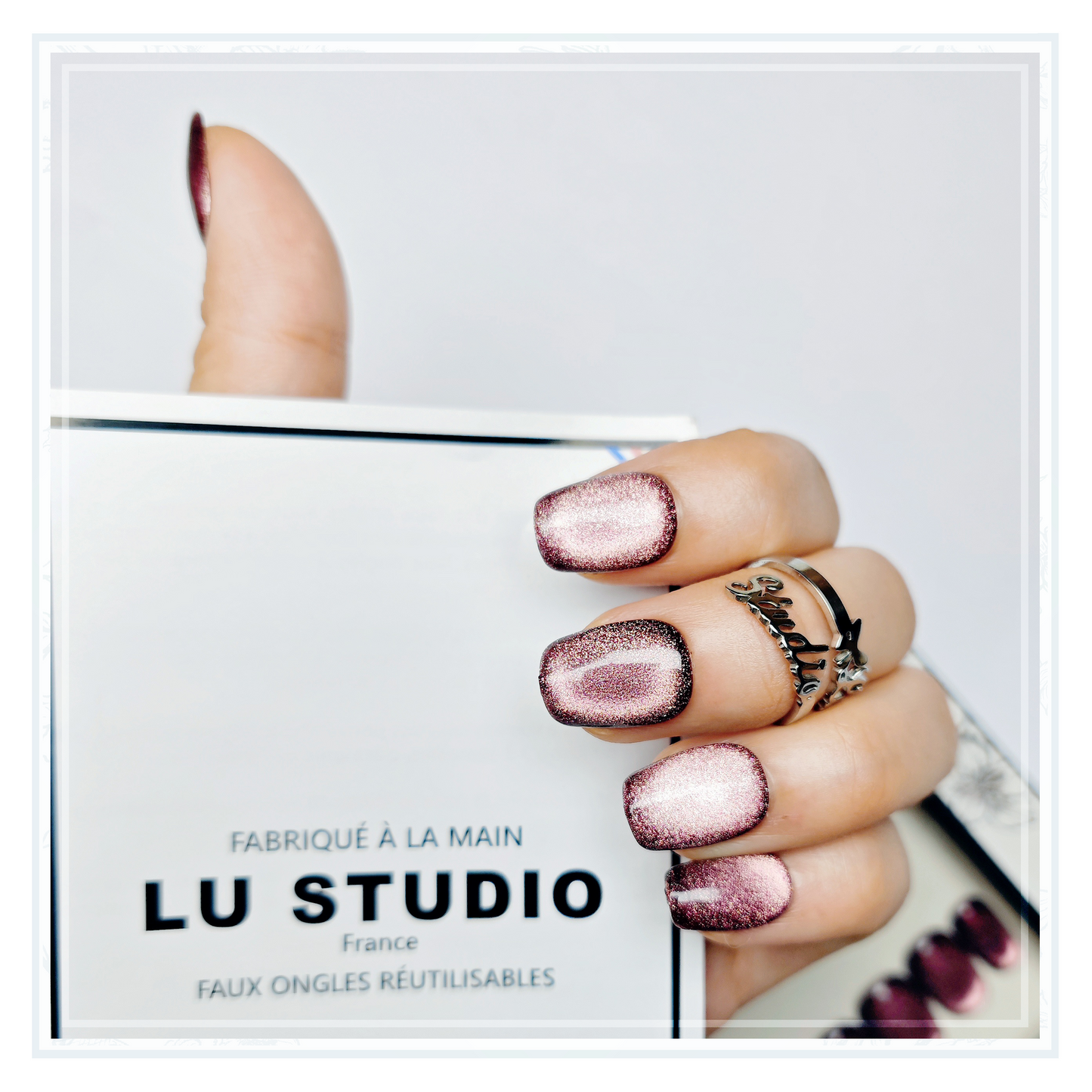 Rose intense pailleté  |  Faux-ongles réutilisables - Press on nails